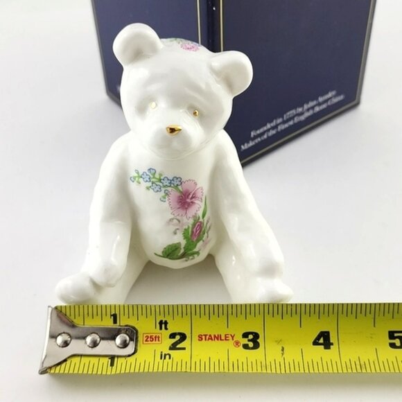 Aynsley Wild Tudor Teddy Bear Figurine English Fine Bone China Original With Box - Picture 13 of 14